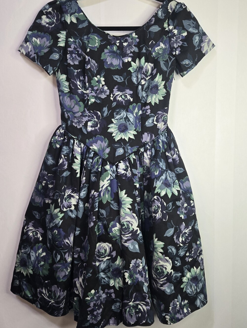 Laura Ashley Vintage Fit-&-Flare S/Sleeve Dress In Black, Teal & Purple Flowers